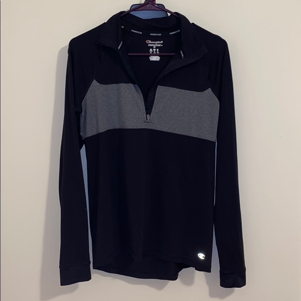 3 FOR $15 💙 Champion Powerflex Black Pullover
